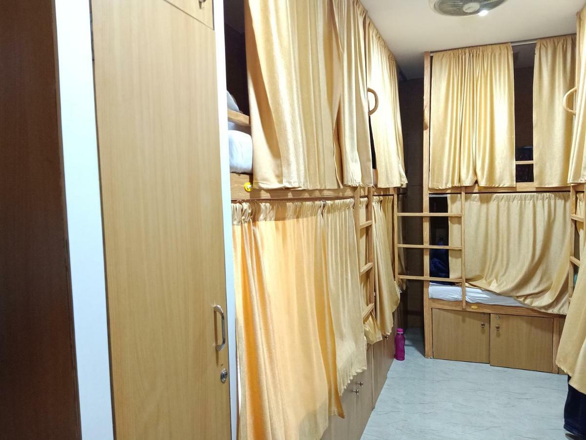 Mabrook Dormitory Bombaj Exteriér fotografie